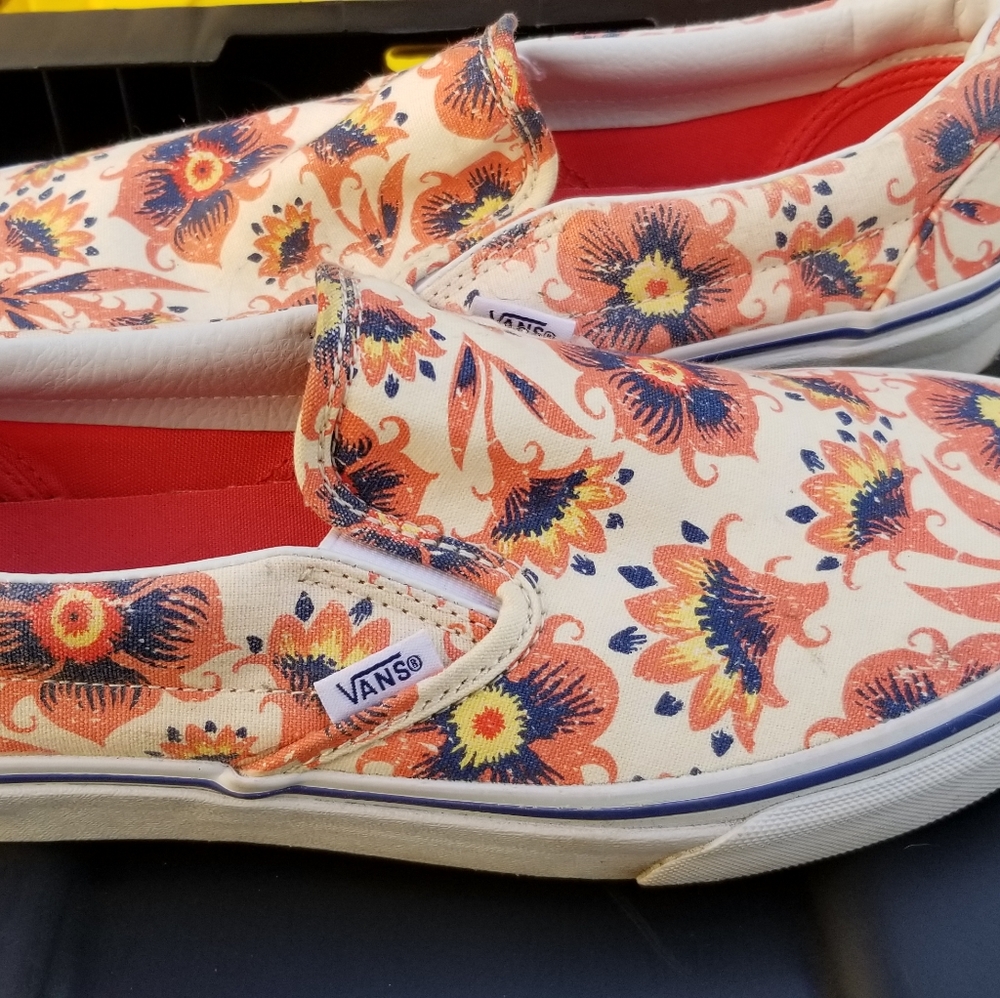 Vans Floral Print Slipons Womens Size 8.5 Mens 7